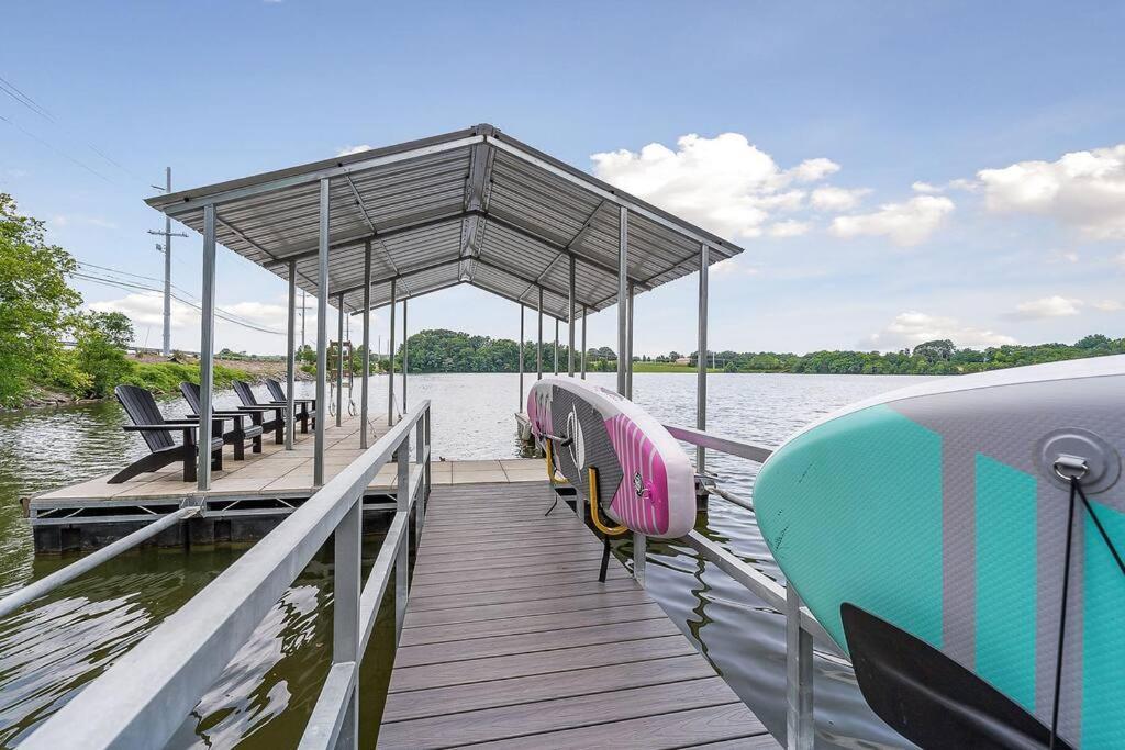 Lake Home, Dock, Fire Pit, Hot Tub, Game Room, Etc Winchester Bagian luar foto