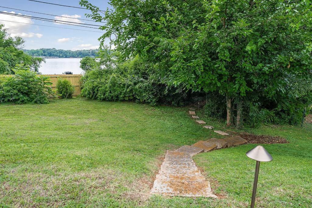 Lake Home, Dock, Fire Pit, Hot Tub, Game Room, Etc Winchester Bagian luar foto